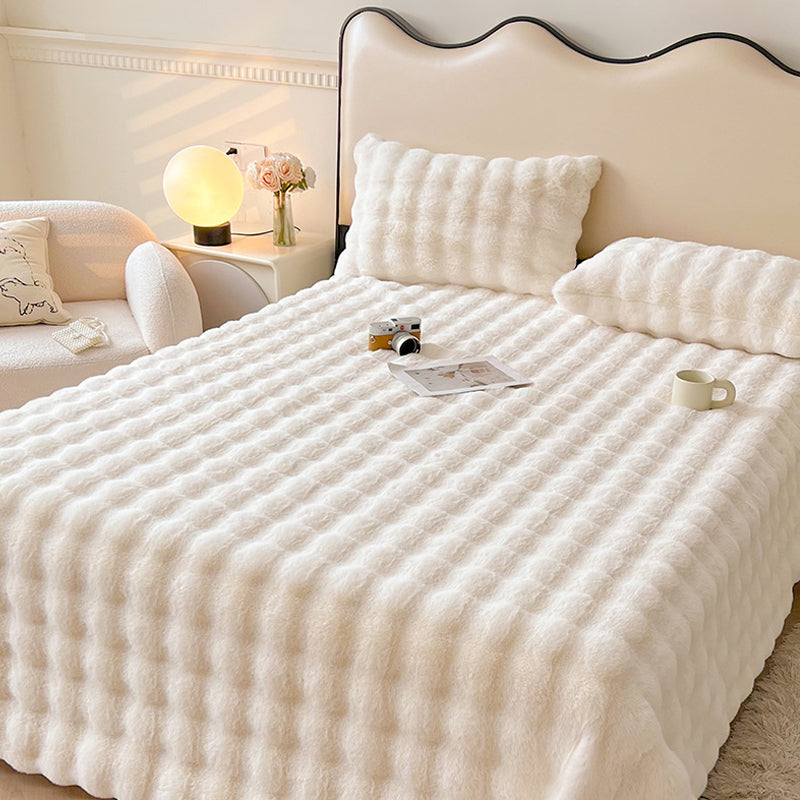 Luxury Thick Faux Fur Blanket Soft Plush Throw with Cushion Cream White