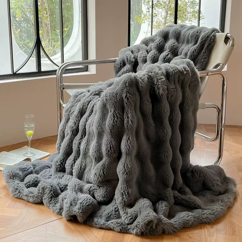 Super Soft Large Faux Fur Winter Blanket Throw Rug  Dark Grey