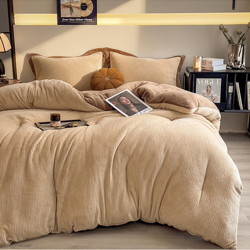 Thick Winter Warm Quilt Reversible Jacquard Milk Velvet Comforter 200x230cm Beige