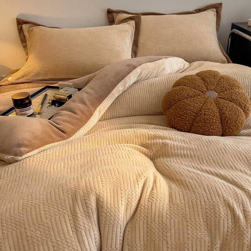 Thick Winter Warm Quilt Reversible Jacquard Milk Velvet Comforter 200x230cm Beige