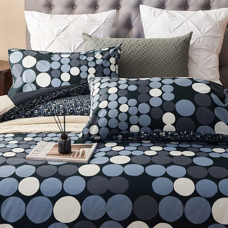 One Pair of 100% Cotton Dots Print Pillowcases Assorted Pattern