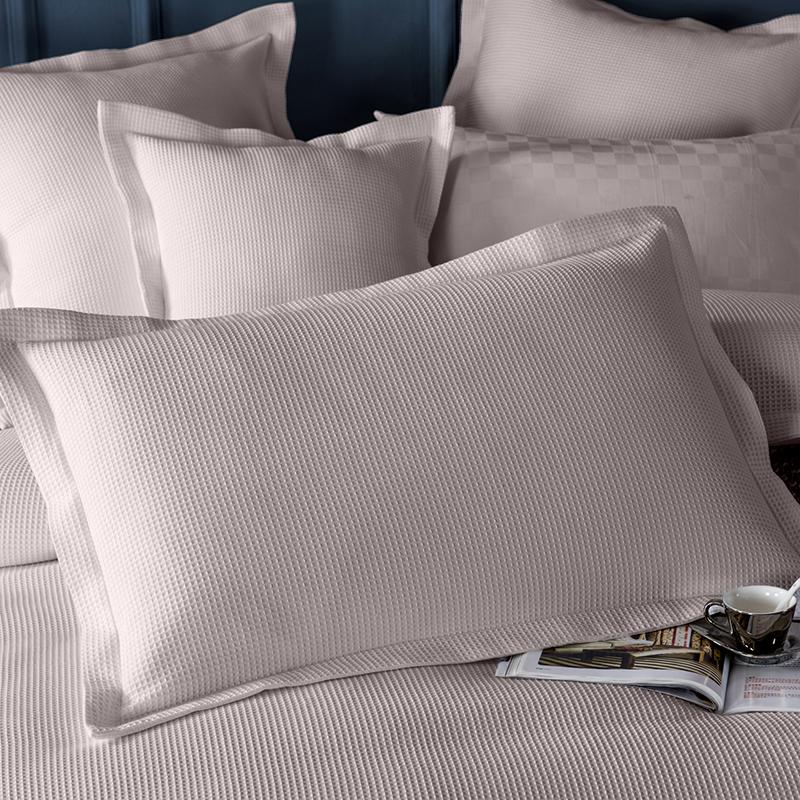 A Pair of 100% Cotton Smoke Grey Waffle Pillowcases 48x73cm+5cm