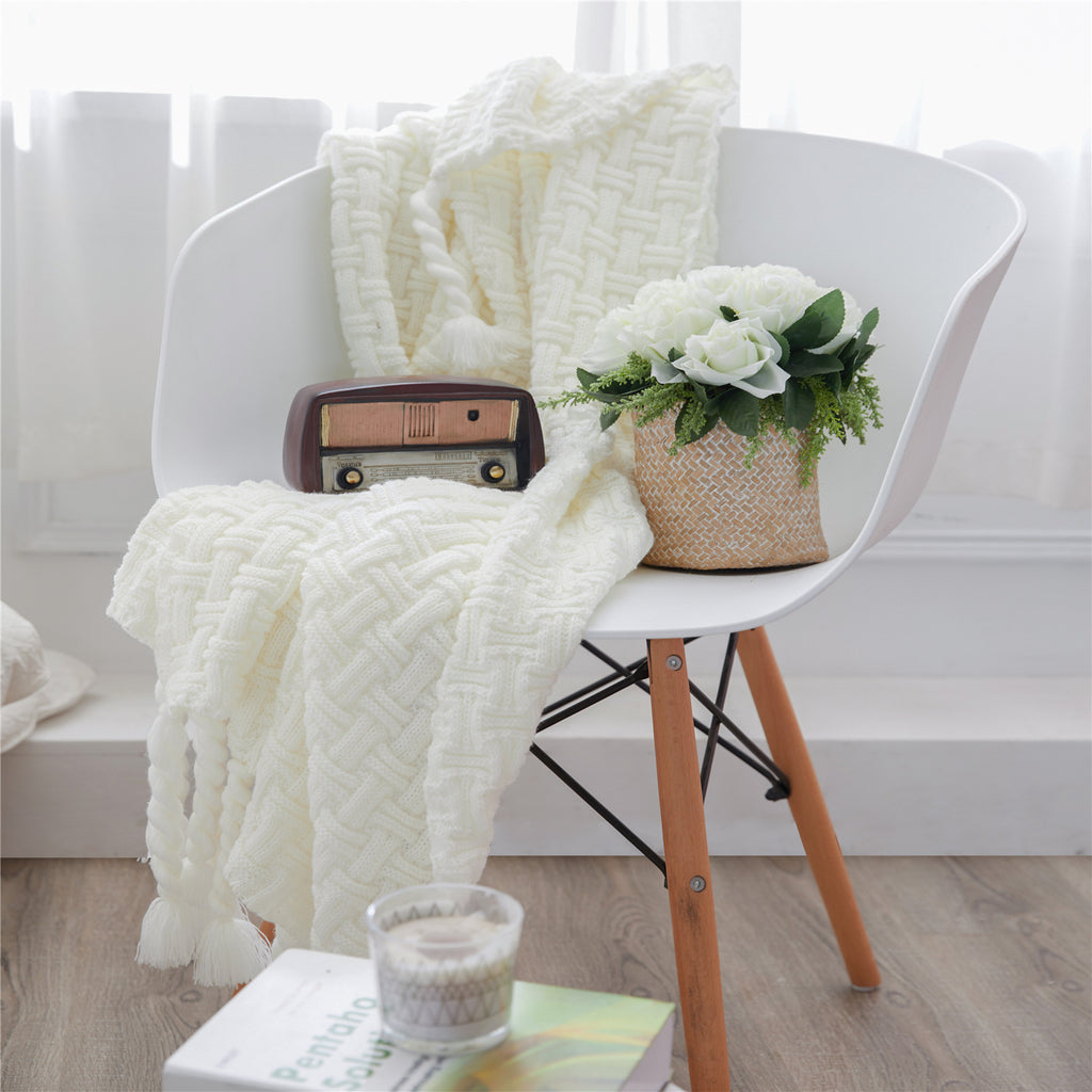 Tassel Acrylic Knitted Blanket 130x160cm Sofa Bed Home Decor Throw Rug