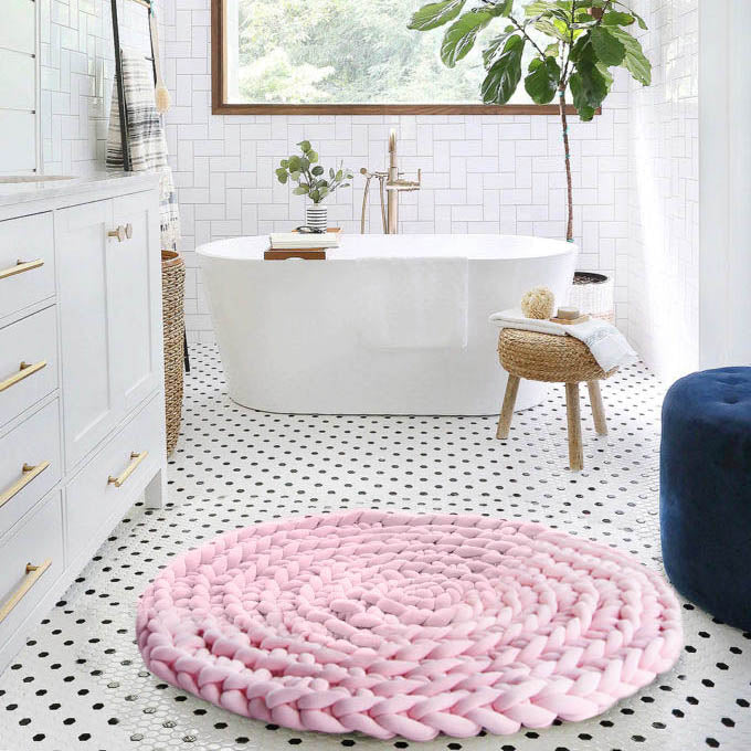 Hand Knitted Chunky Filled Tube Braid Floor Rug Round Crocheted Rug 90cm Pink