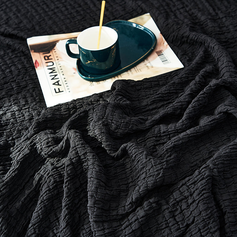 Soft Corrugated Seersucker Pattern Blanket Throw Rug Black