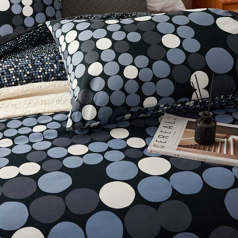 100% Cotton Dots Pattern Quilt Doona Duvet Cover Set