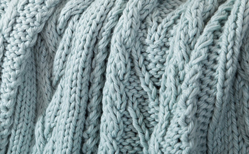 100% Handmade Super Soft Acrylic Knitted Blanket Bedspread Throw Rug Silver Blue