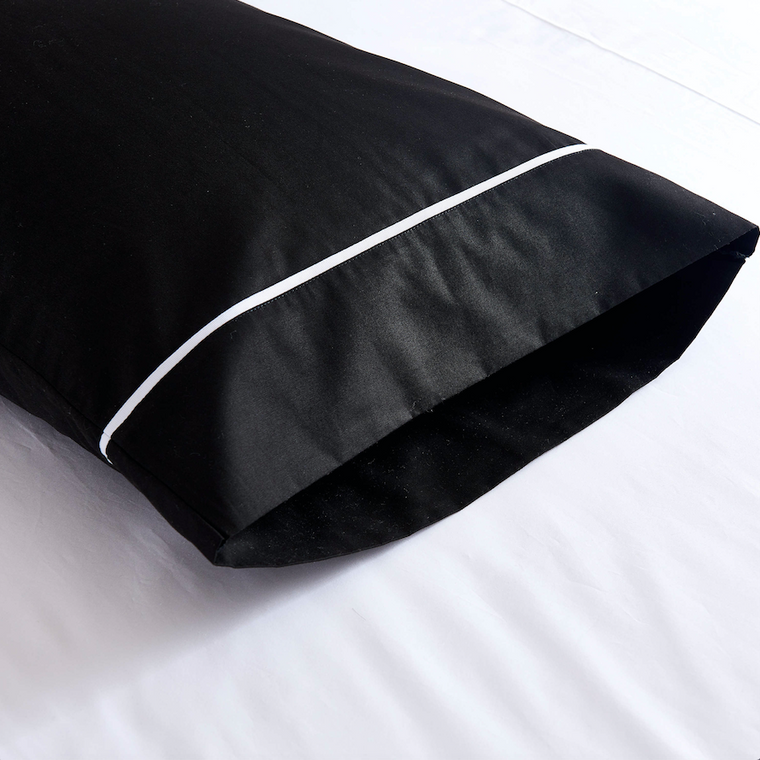 A pair of 100% Cotton 350TC Black Pillow Cases Pillow slips White Head Line